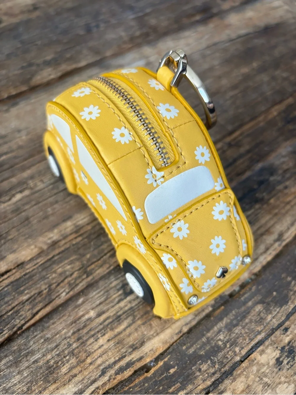 kate spade Yellow Daisy Car Keychain Coin Pouch